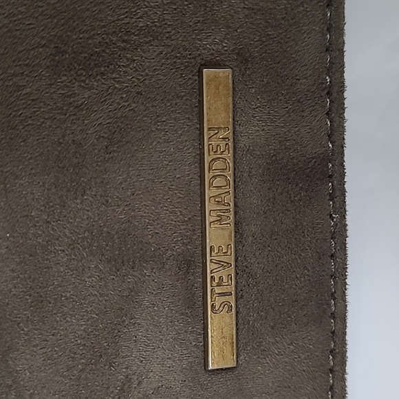 STEVE Madden Green Faux Suede Boho Shoulder Bag Purse with Chain Detail Festival - Picture 8 of 13